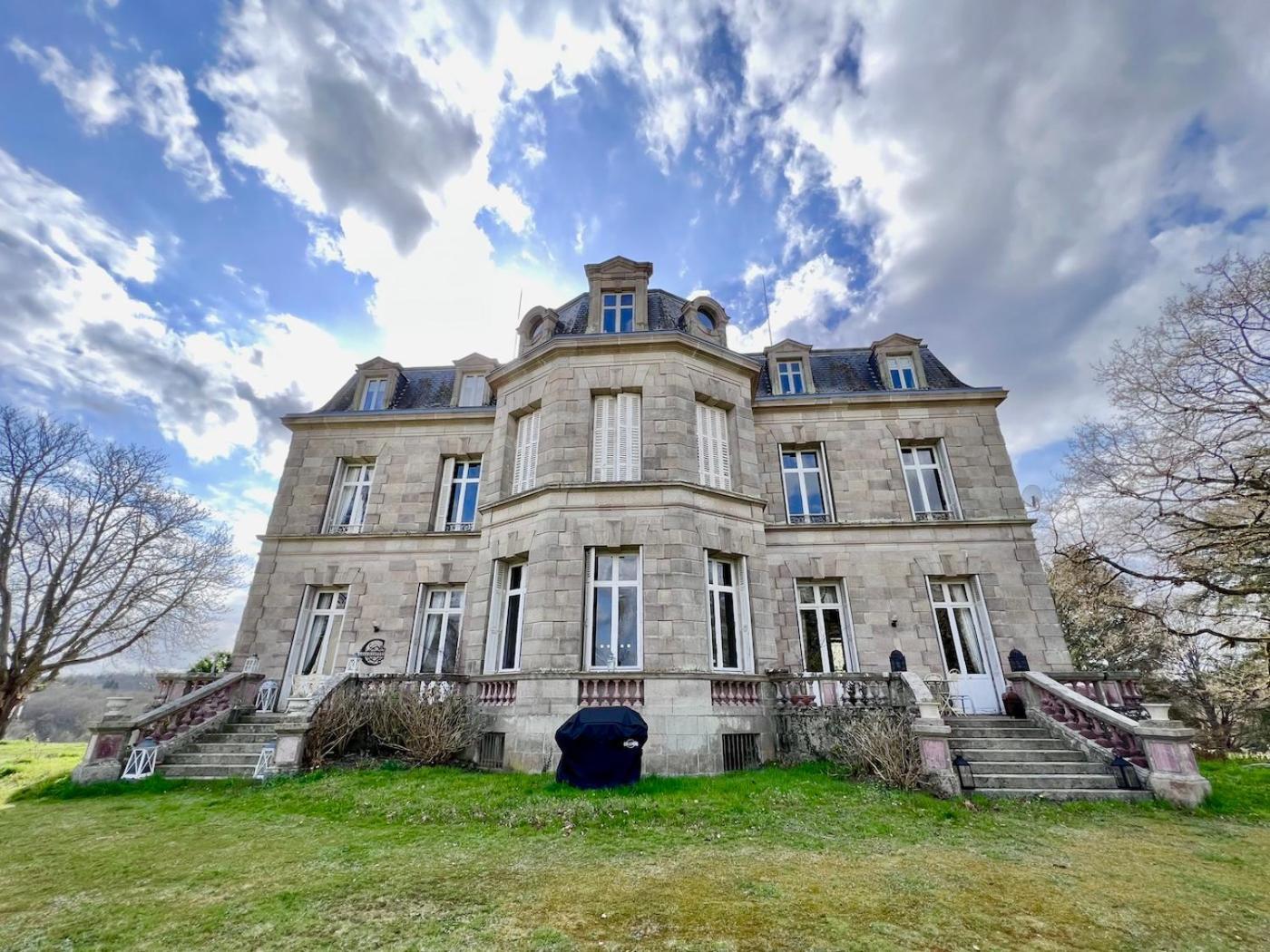 Chateau Les Villettes Saint-Just-le-Martel Exterior foto